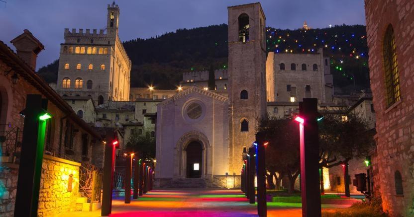 Apartamento La Dimora Di Pietra Gubbio Exterior foto